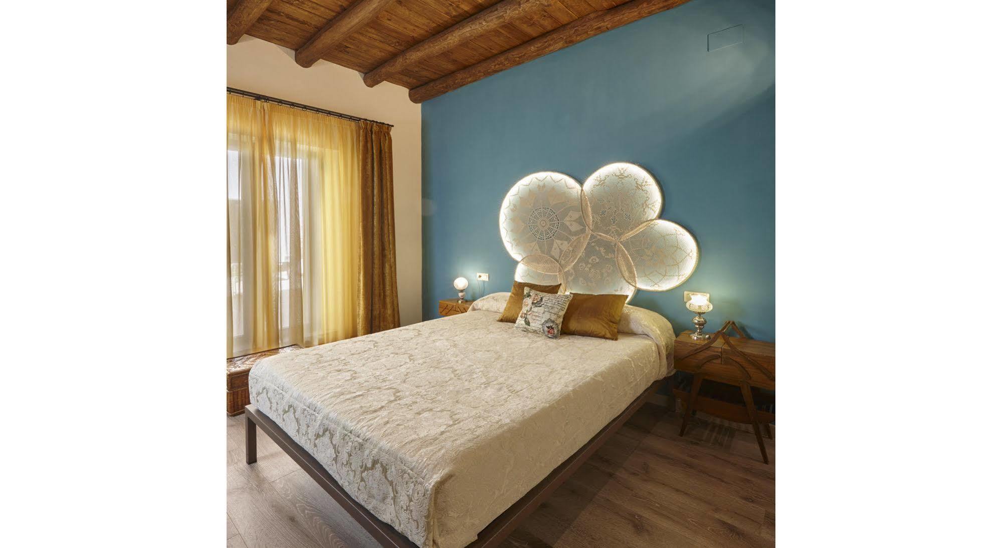 Hotel Galeria Essentia Aracena Eksteriør bilde